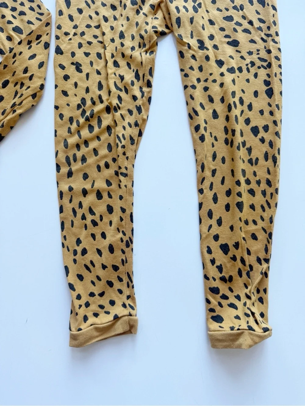 Kyte Baby Marigold Cheetah Bamboo Pajamas Size 4T
